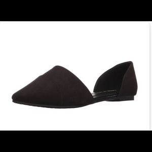 New in Box Chinese Laundry Suede Flats Size 7